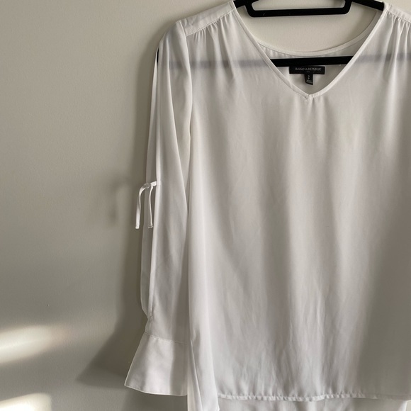 Banana Republic Blouse - Picture 2 of 5